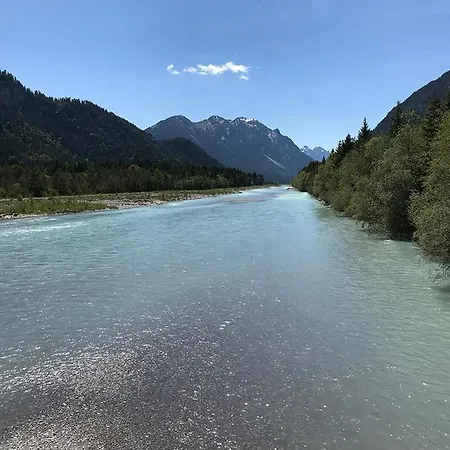 Berghex Lägenhet Pinswang